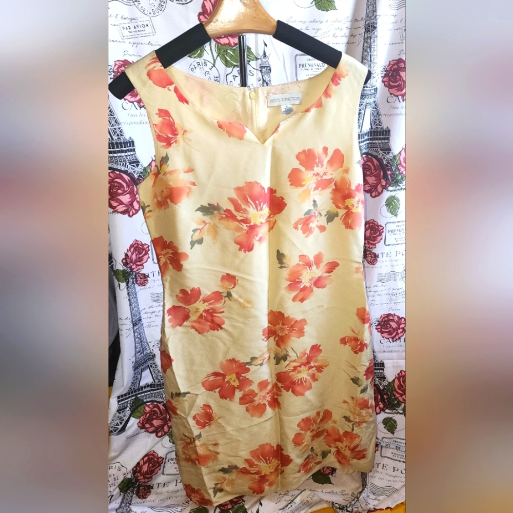 Petite Sophisticate Size 10 Floral Sleeveless Dress